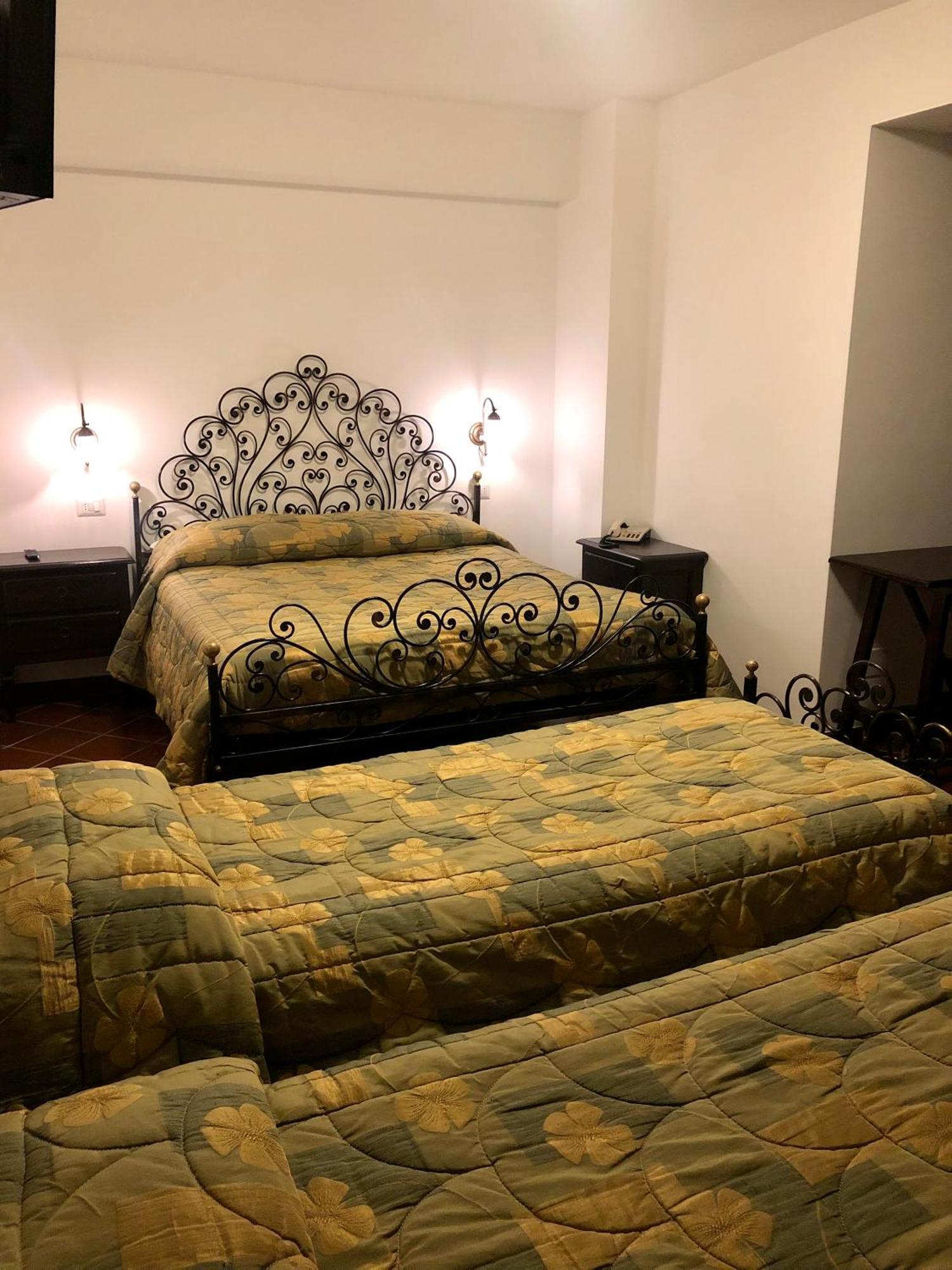 Hotel Bucaneve Pescasseroli Extérieur photo